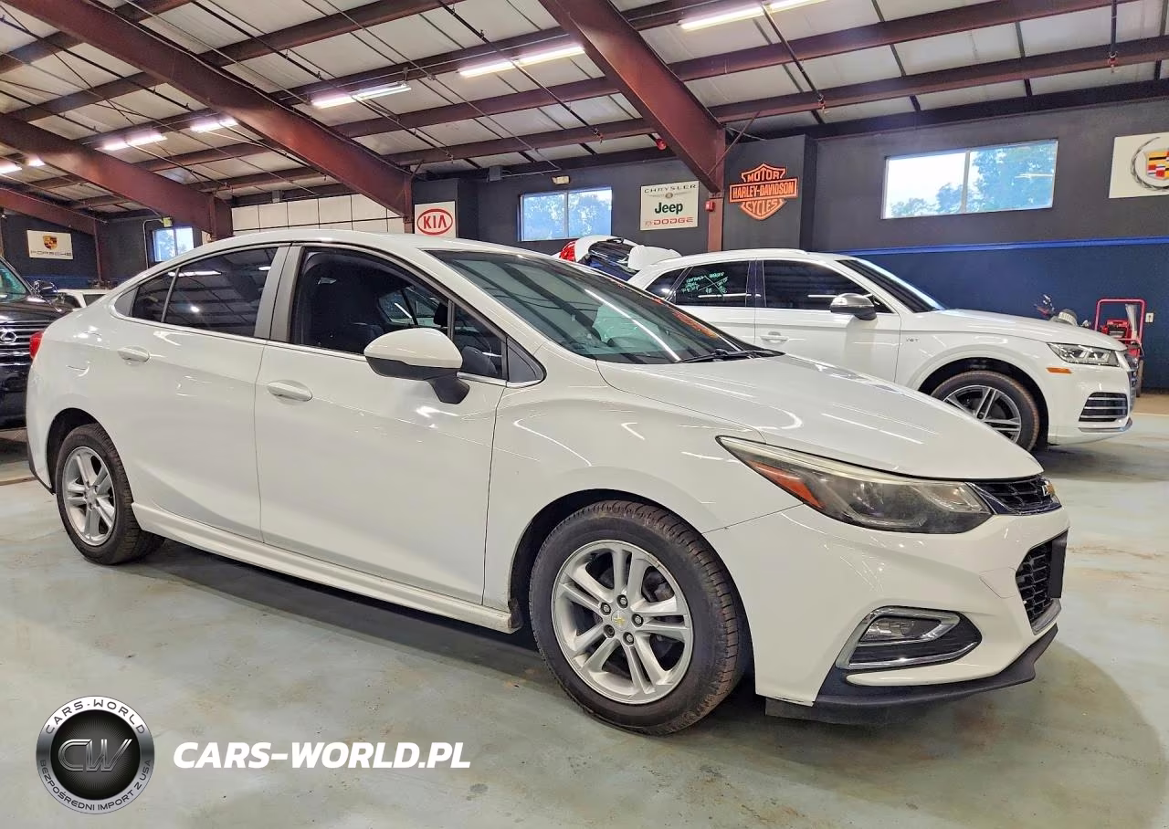 2016 Chevrolet Cruze Lt VIN:1G1BE5SM2G7268792 - 4