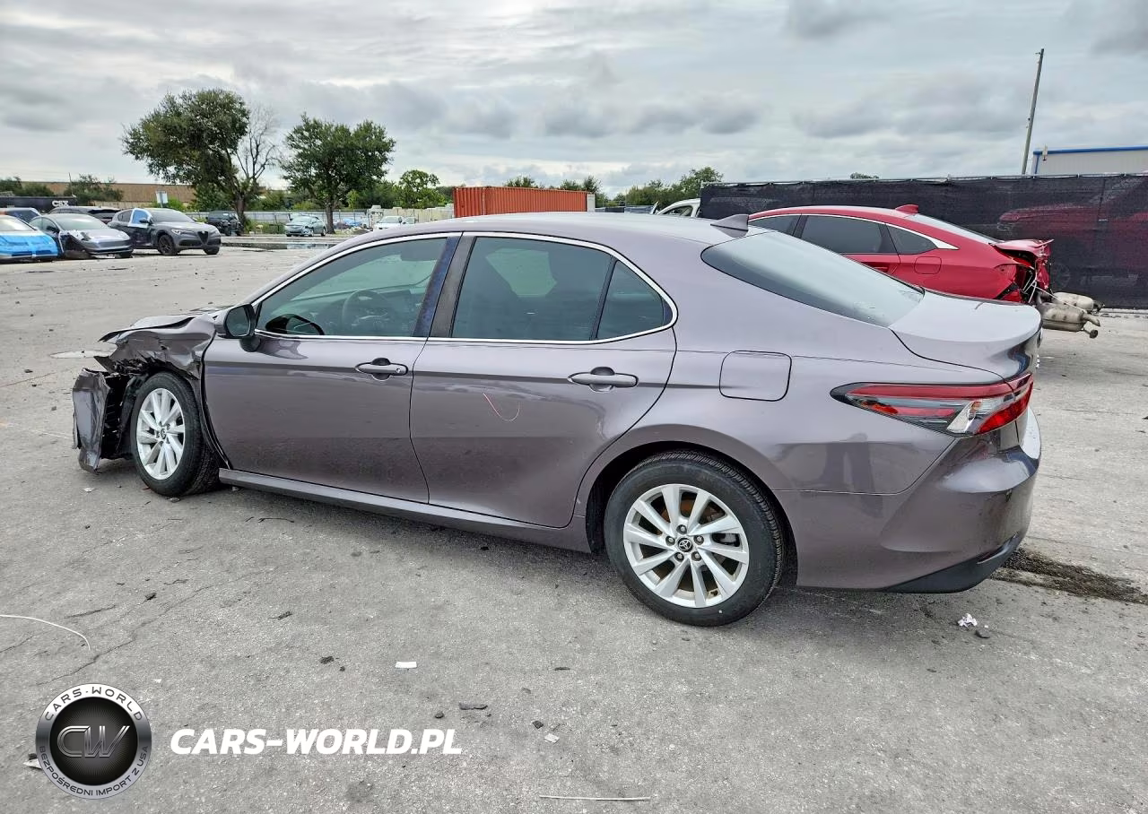 2021 Toyota Camry Le VIN:4T1C11AK0MU615948 - 2