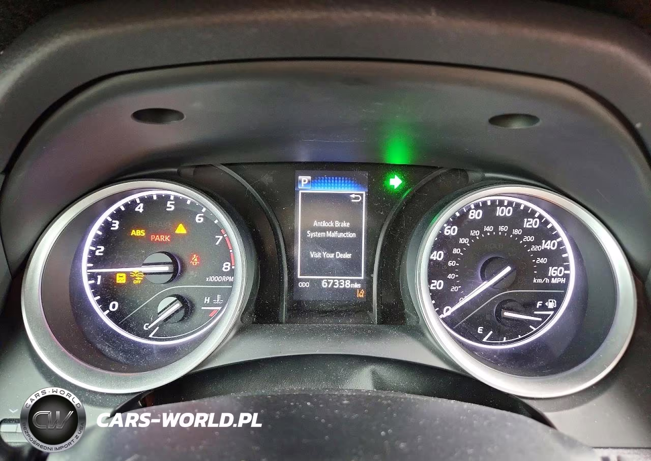 2021 Toyota Camry Le VIN:4T1C11AK0MU615948 - 9