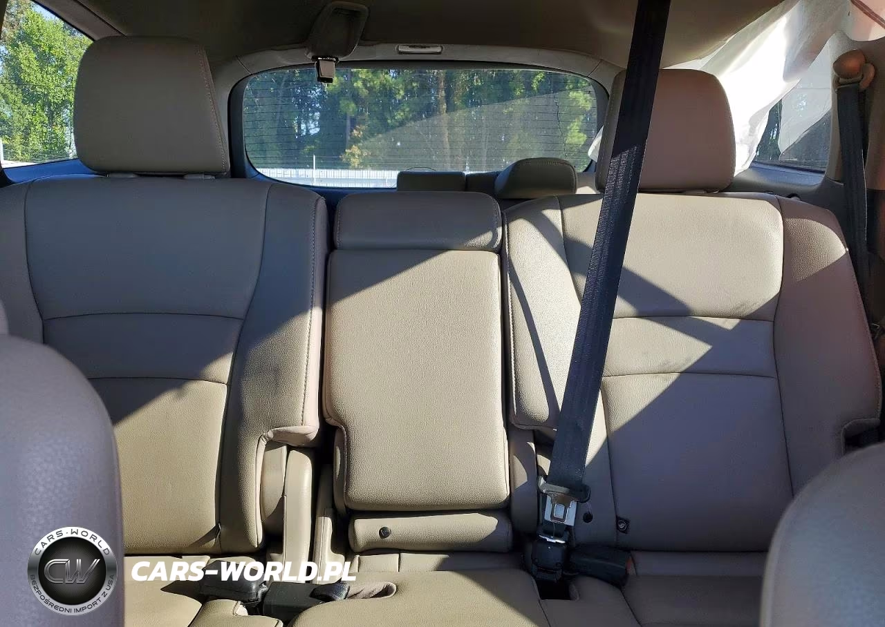 2018 Honda Pilot Touring VIN:5FNYF6H90JB021232 - 10