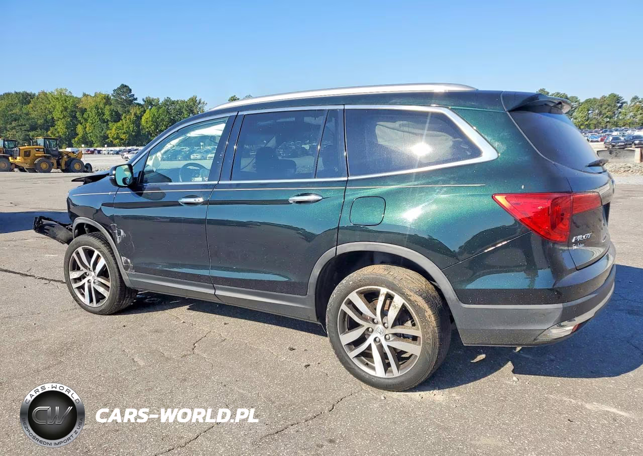 2018 Honda Pilot Touring VIN:5FNYF6H90JB021232 - 2