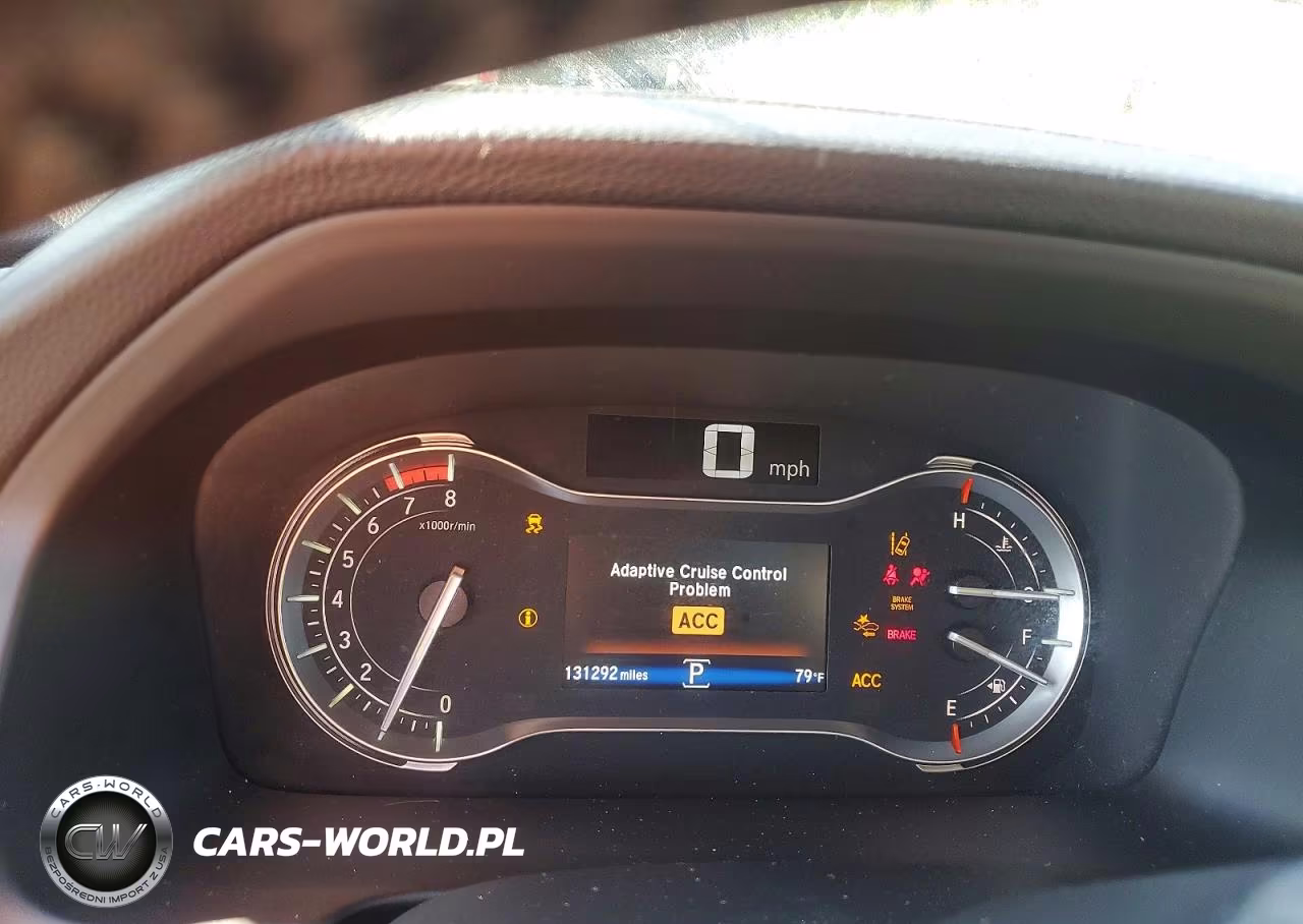 2018 Honda Pilot Touring VIN:5FNYF6H90JB021232 - 9