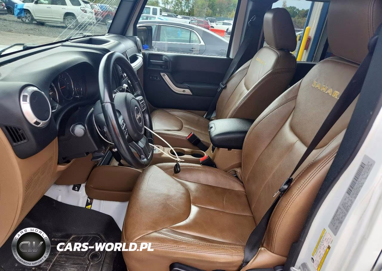 2015 Jeep Wrangler Unlimited Sahara VIN:1C4HJWEG1FL555975 - 7