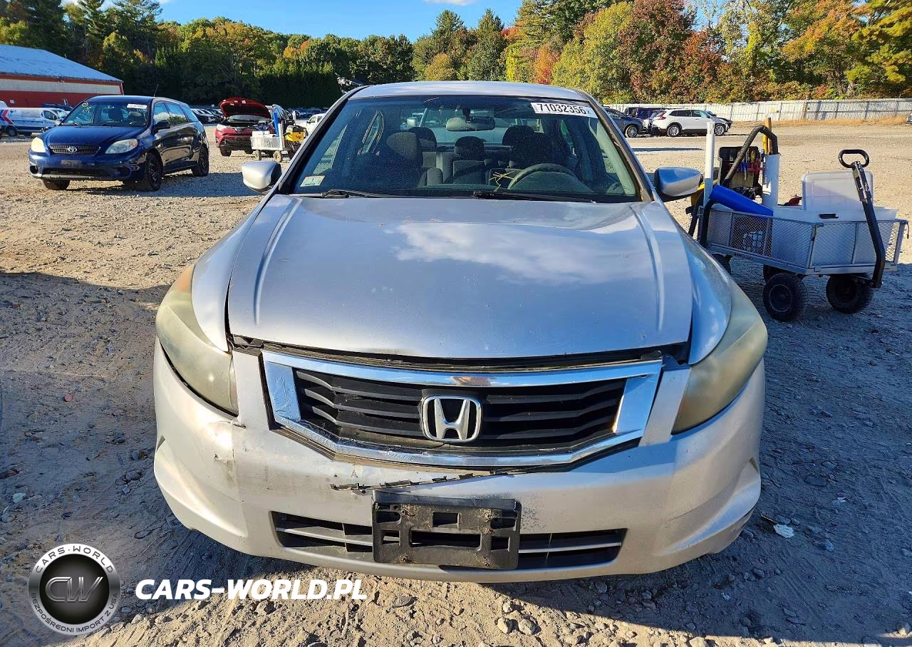 2008 Honda Accord Lxp VIN:1HGCP26438A043172 - 5