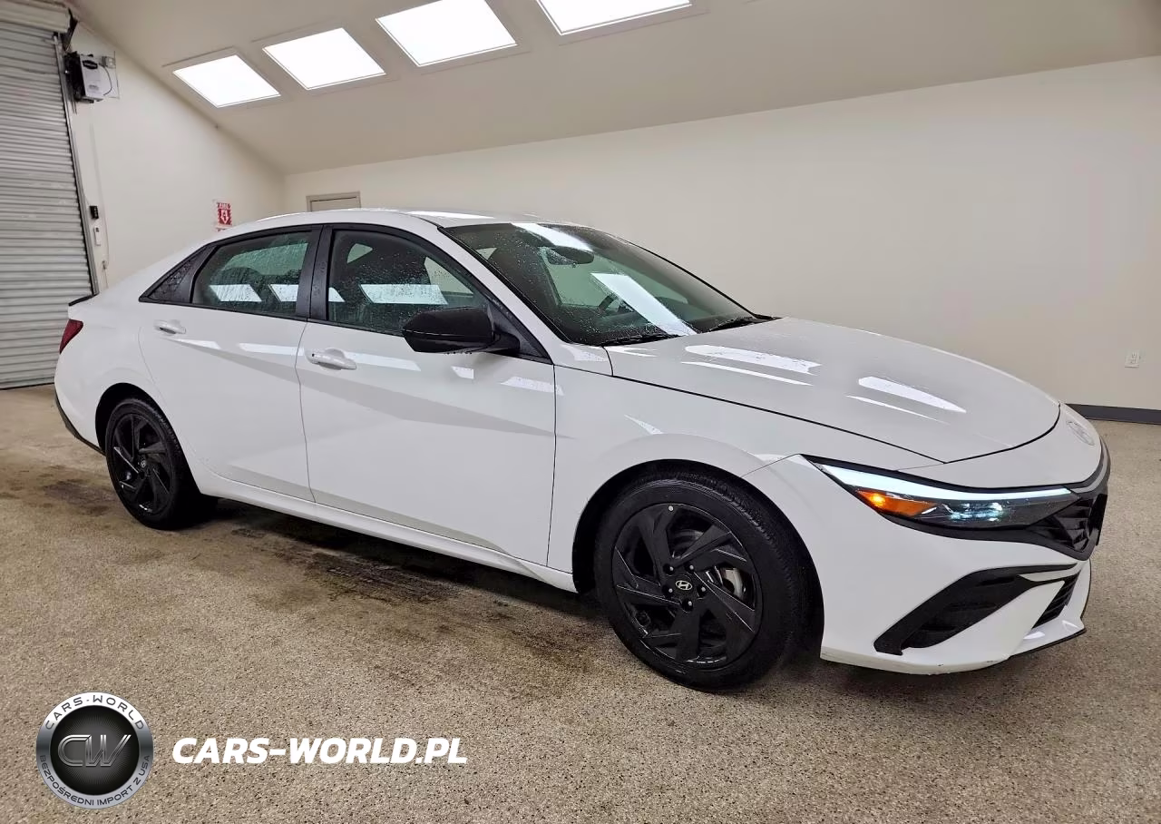 2026 Hyundai Elantra Sel Sport VIN:KMHLM4DG8TU186220 - 4