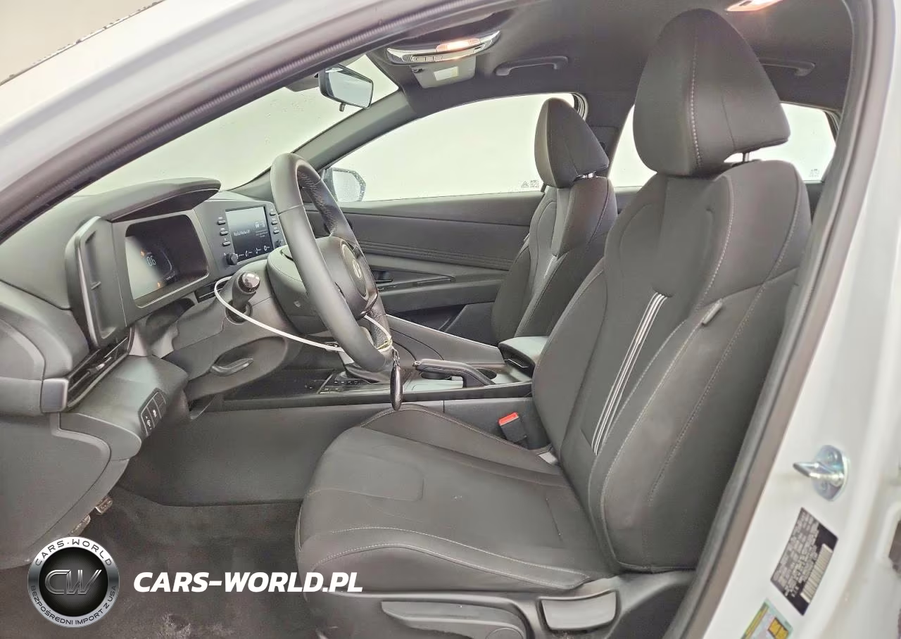 2026 Hyundai Elantra Sel Sport VIN:KMHLM4DG8TU186220 - 7