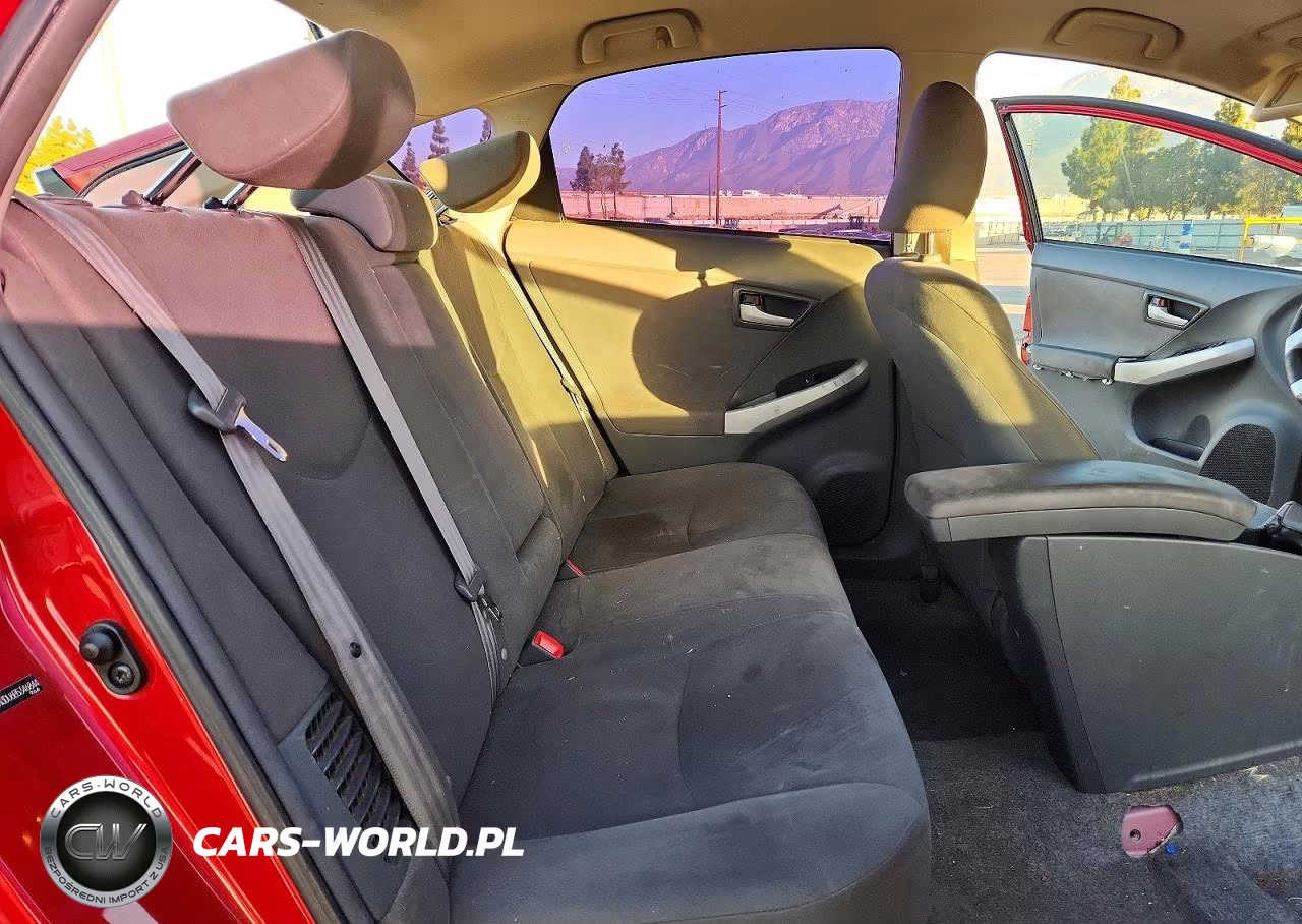 2011 Toyota Prius Two VIN:JTDKN3DU6B5346844 - 10