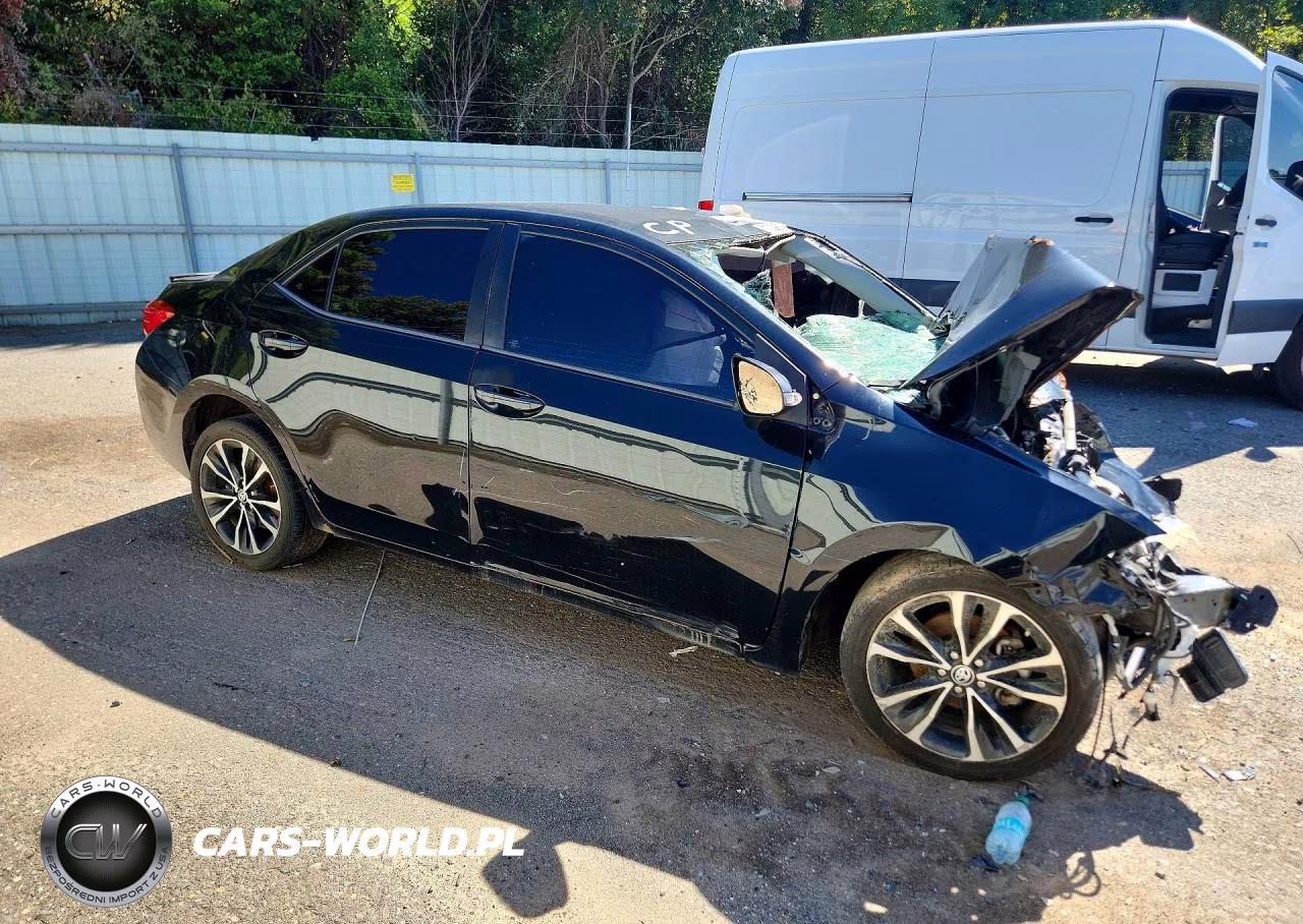 2019 Toyota Corolla Se VIN:5YFBURHE8KP857774 - 4