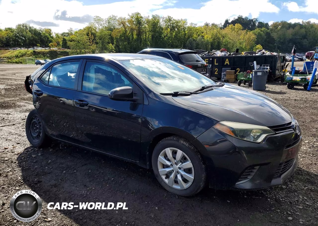 2015 Toyota Corolla Le VIN:2T1BURHE8FC281383 - 4