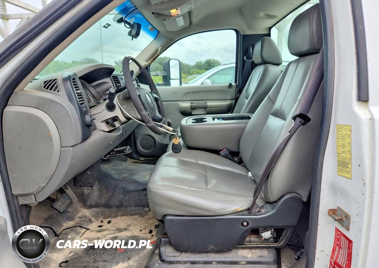 2008 GMC Sierra C3500 VIN:1GDJC34618E172043 - 7