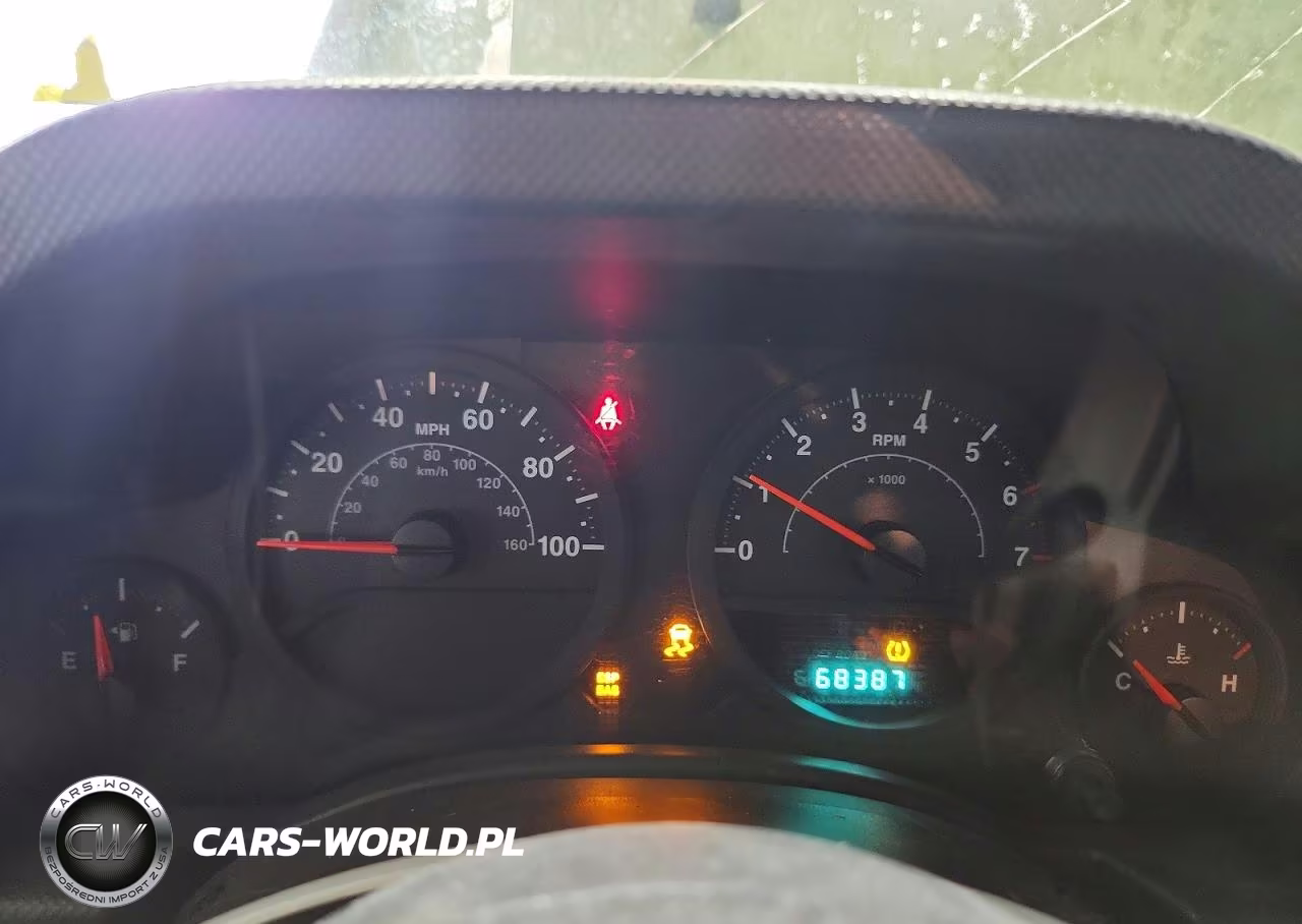 2009 Jeep Wrangler X VIN:1J4FA24199L730405 - 9