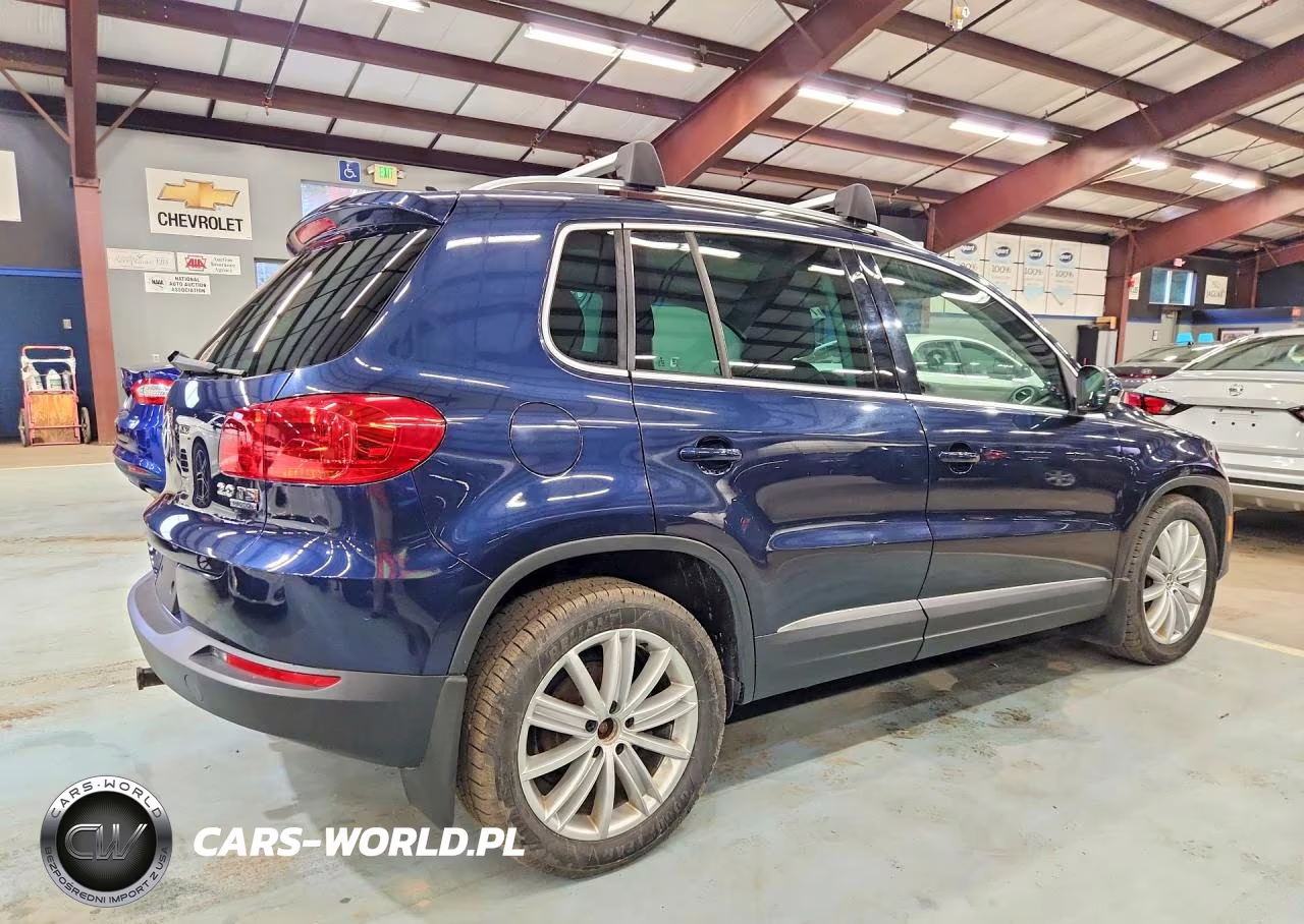2015 Volkswagen Tiguan S VIN:WVGBV7AX8FW611300 - 3