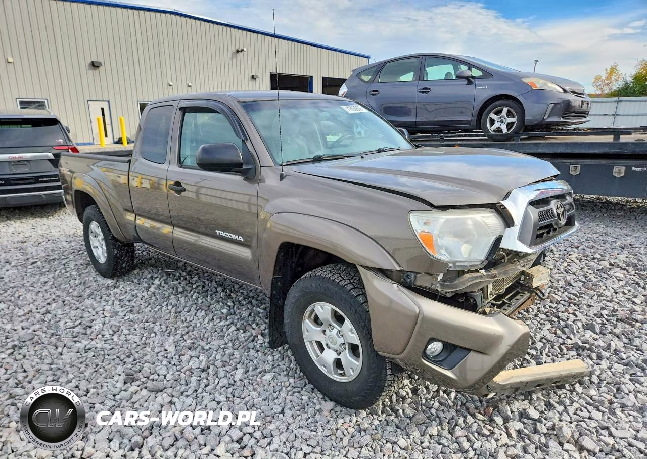 2013 Toyota Tacoma V6 VIN:5TFUU4EN7DX070383 - 4