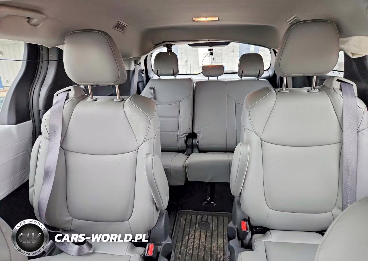 2025 Toyota Sienna Xle 7-Passenger VIN:5TDYSKFC1SS155764 - 10