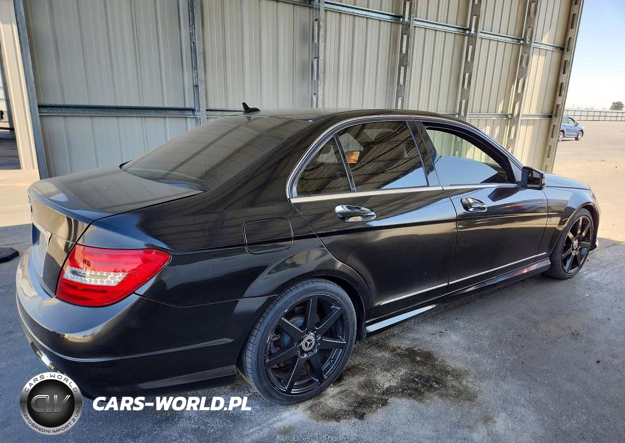 2012 Mercedes-Benz C 250 VIN:WDDGF4HB2CA625109 - 3