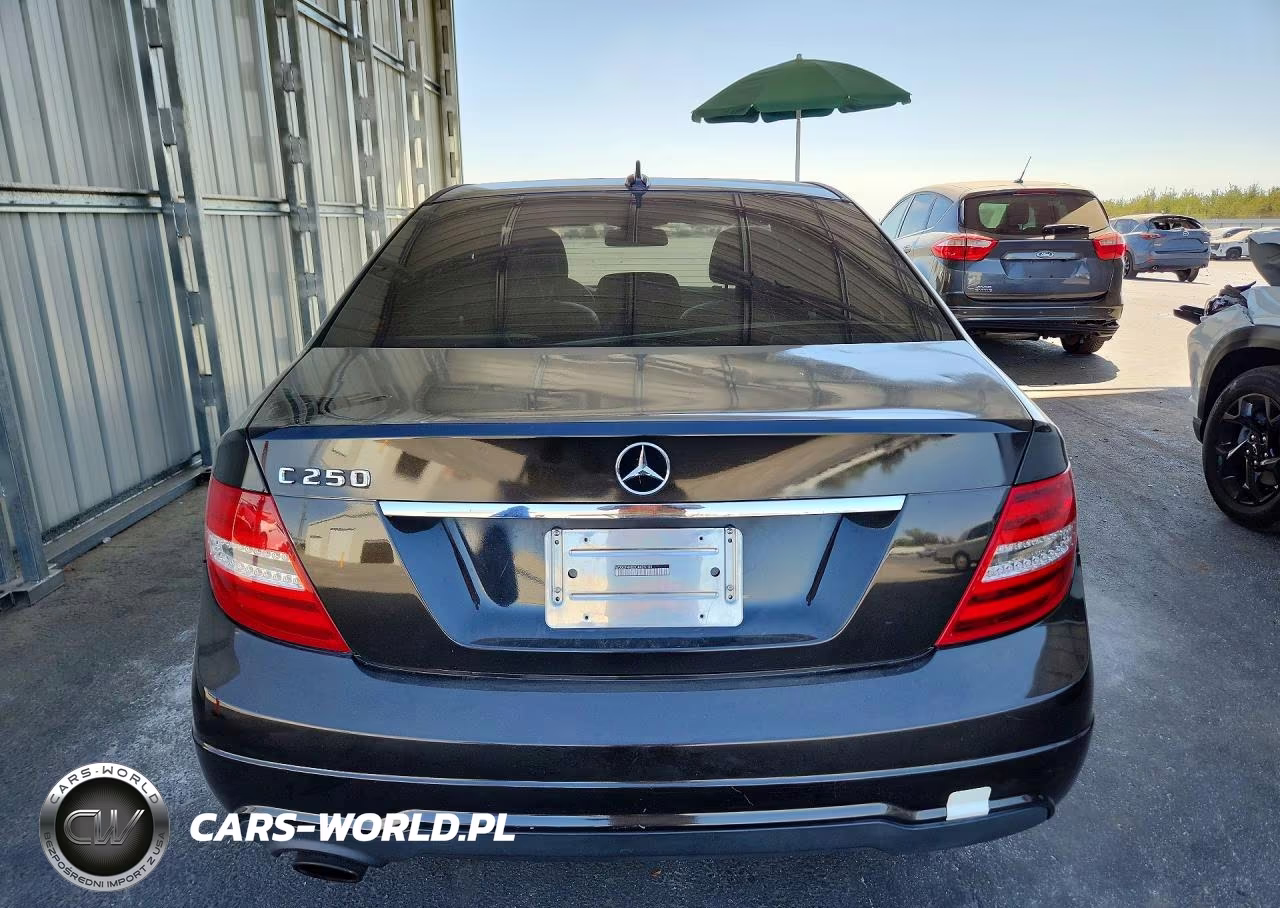2012 Mercedes-Benz C 250 VIN:WDDGF4HB2CA625109 - 6