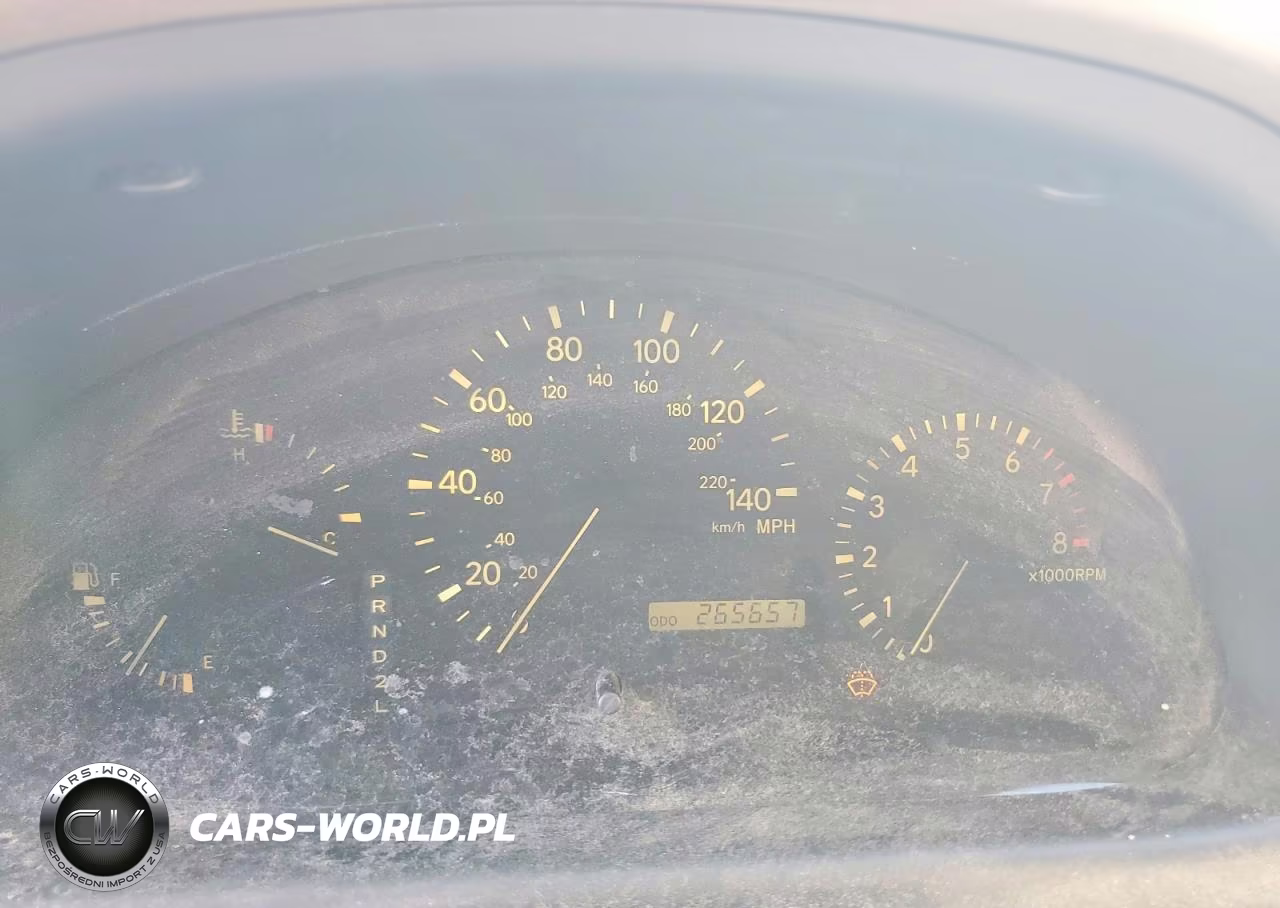 1999 Lexus Rx 300 VIN:JT6HF10UXX0044020 - 9