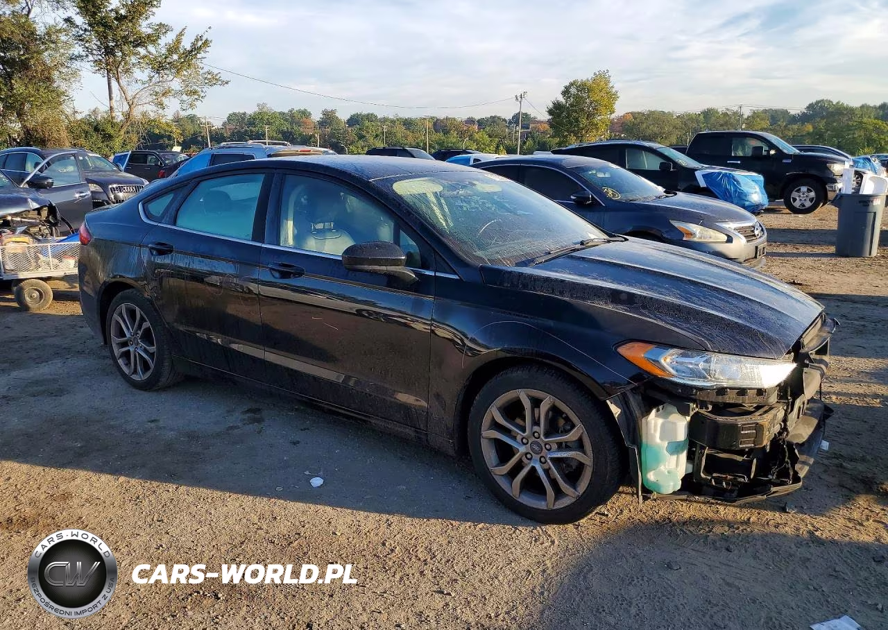 2017 Ford Fusion Se Hybrid VIN:3FA6P0LU3HR324310 - 4