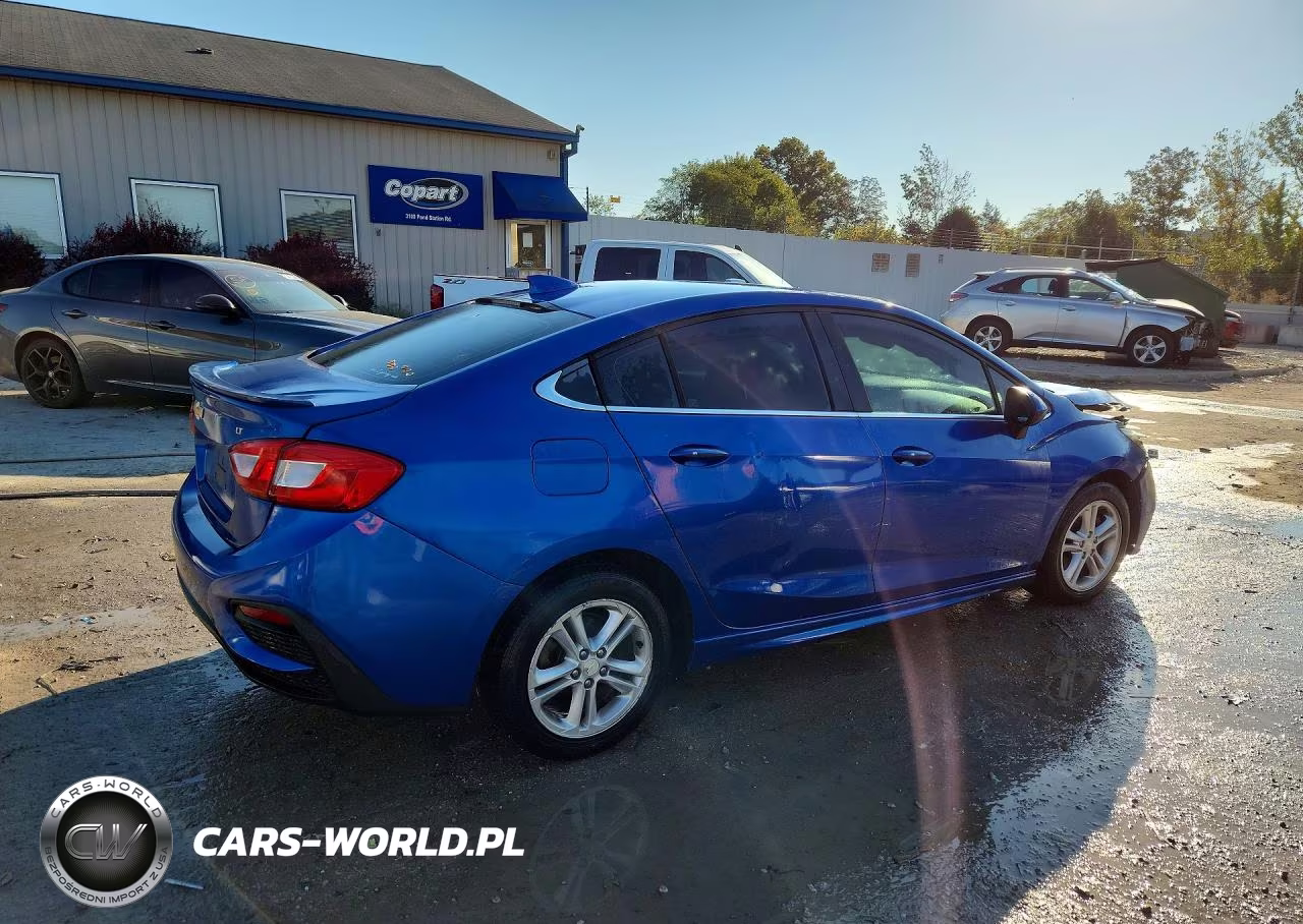 2016 Chevrolet Cruze Lt VIN:1G1BE5SM0G7246452 - 3