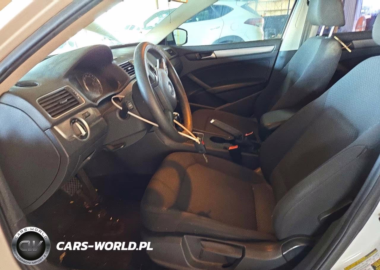 2013 Volkswagen Passat S VIN:1VWAP7A37DC086488 - 7
