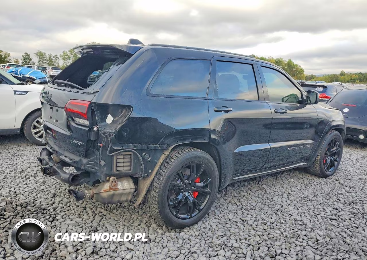 2017 Jeep Grand Cherokee Srt-8 VIN:1C4RJFDJ4HC695152 - 3