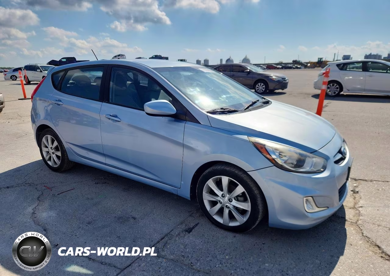 2012 Hyundai Accent Gls VIN:KMHCU5AEXCU013436 - 4
