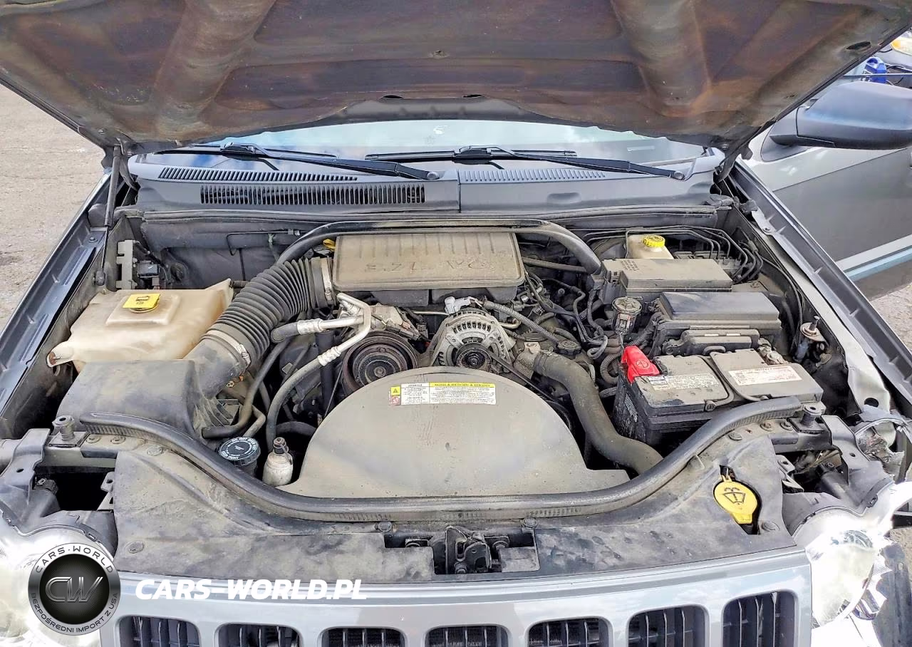2008 Jeep Grand Cherokee Laredo VIN:1J8GR48KX8C151657 - 12