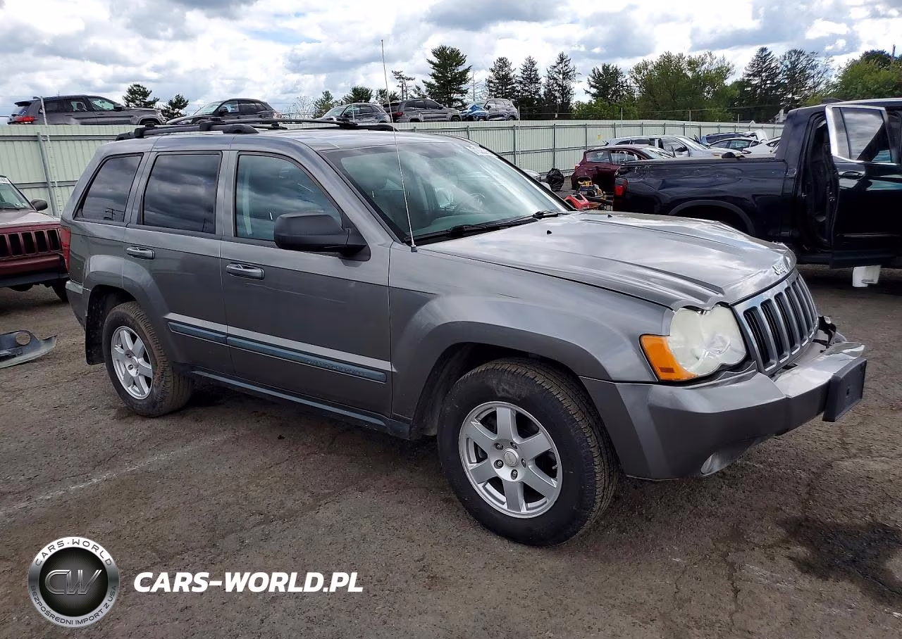 2008 Jeep Grand Cherokee Laredo VIN:1J8GR48KX8C151657 - 4
