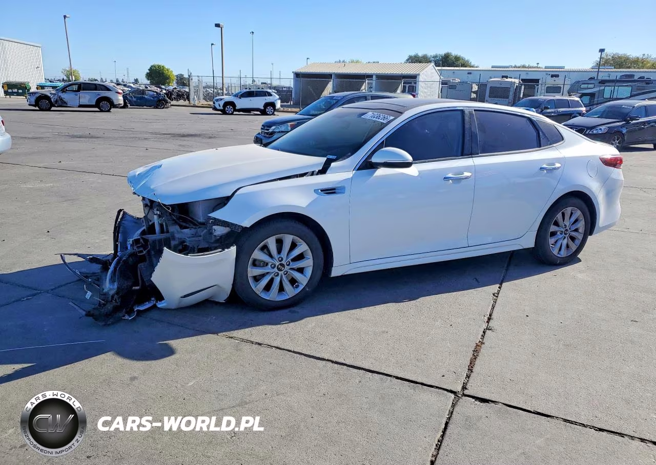 2018 Kia Optima S VIN:5XXGT4L32JG244753 - 1