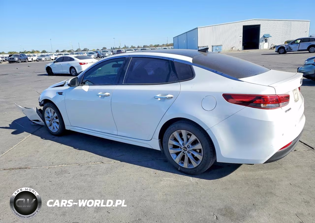 2018 Kia Optima S VIN:5XXGT4L32JG244753 - 2