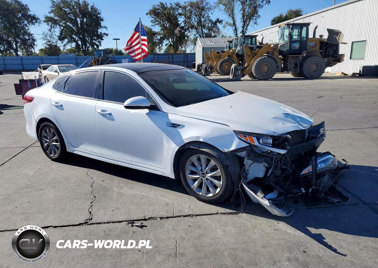 2018 Kia Optima S VIN:5XXGT4L32JG244753 - 4