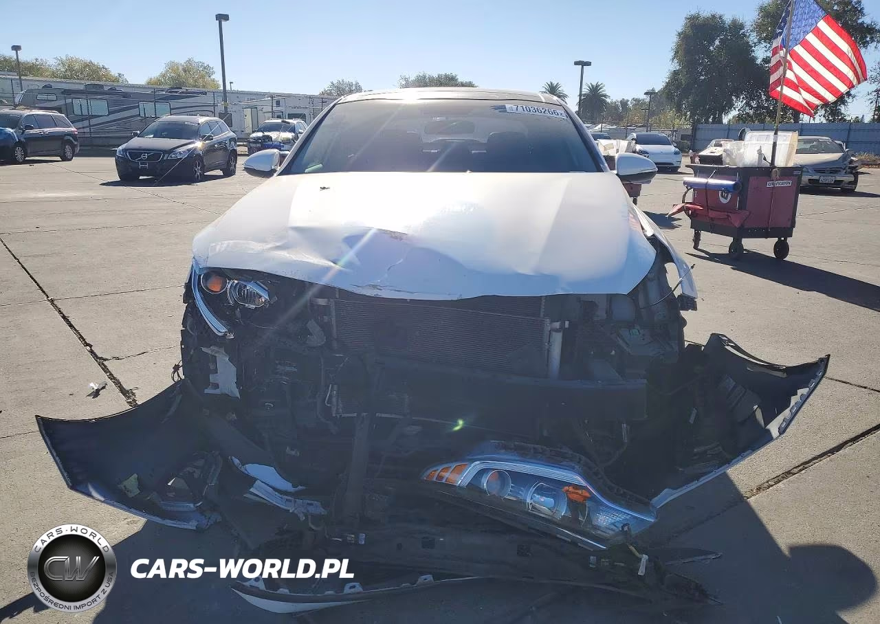 2018 Kia Optima S VIN:5XXGT4L32JG244753 - 5