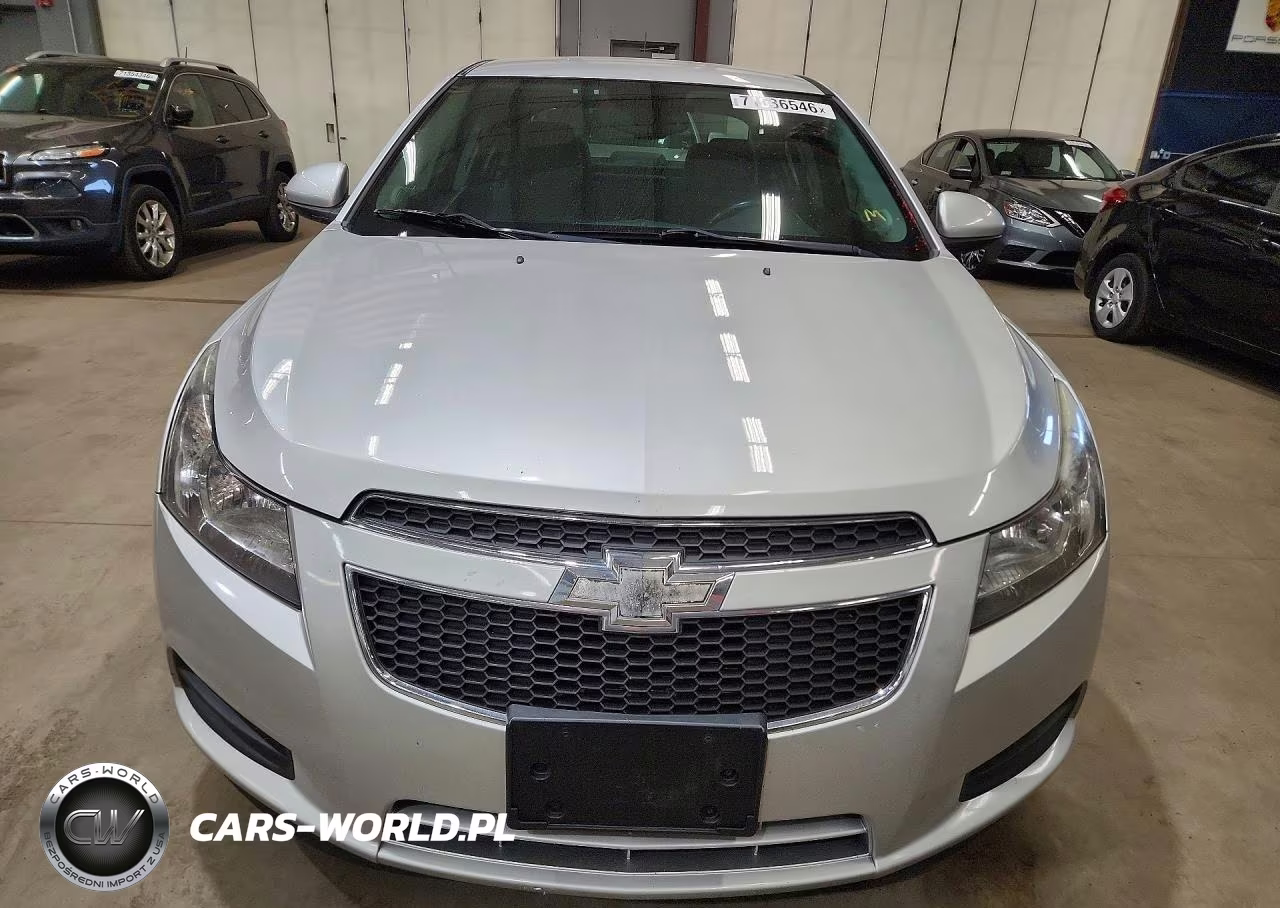 2014 Chevrolet Cruze VIN:1G1P75SZ6E7231995 - 5
