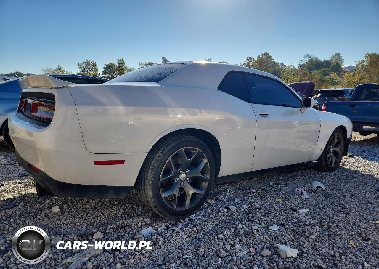 2016 Dodge Challenger R-T Scat Pack VIN:2C3CDZFJ1GH171338 - 3