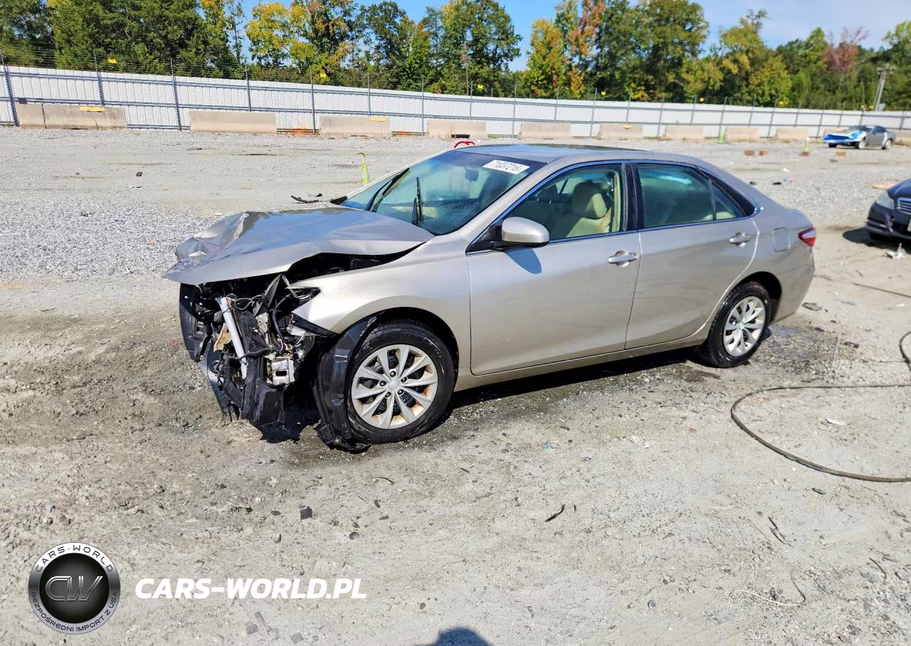 2017 Toyota Camry Le – zdjęcie 1 z 12