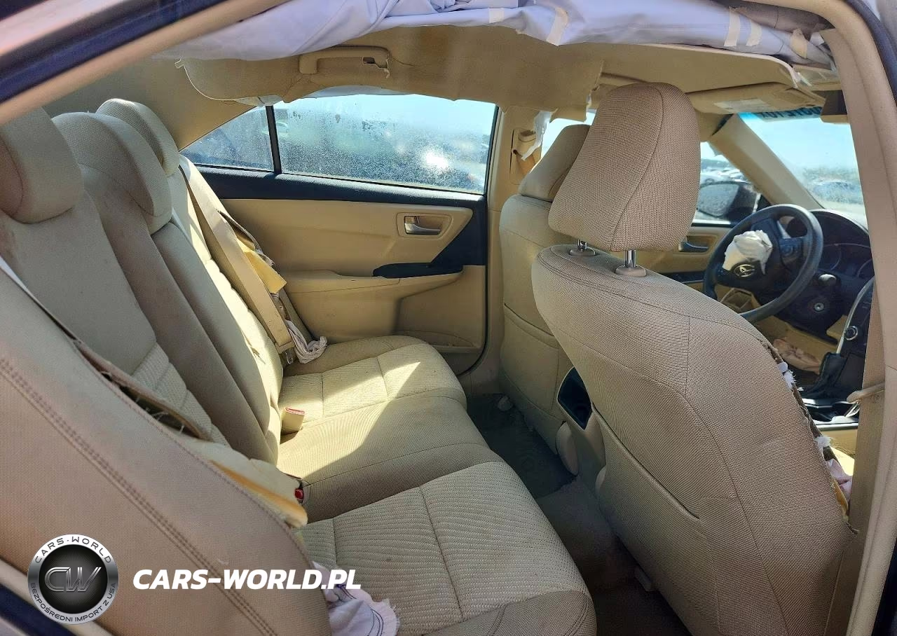 2017 Toyota Camry Le VIN:4T1BF1FK7HU370898 - 10