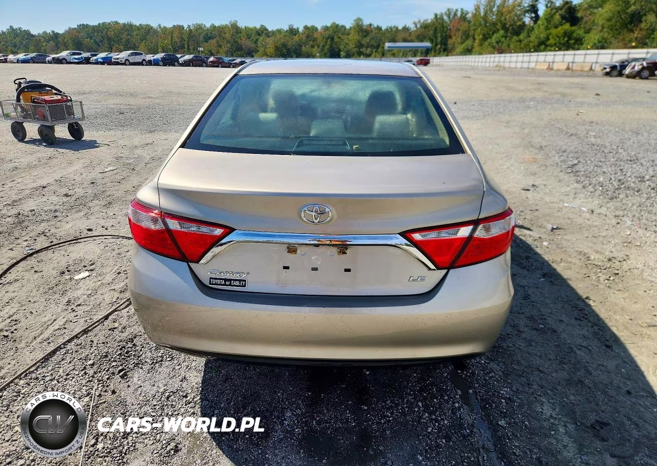 2017 Toyota Camry Le VIN:4T1BF1FK7HU370898 - 6