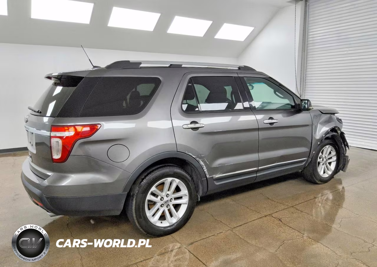 2011 Ford Explorer Xlt VIN:1FMHK7D84BGA15760 - 3