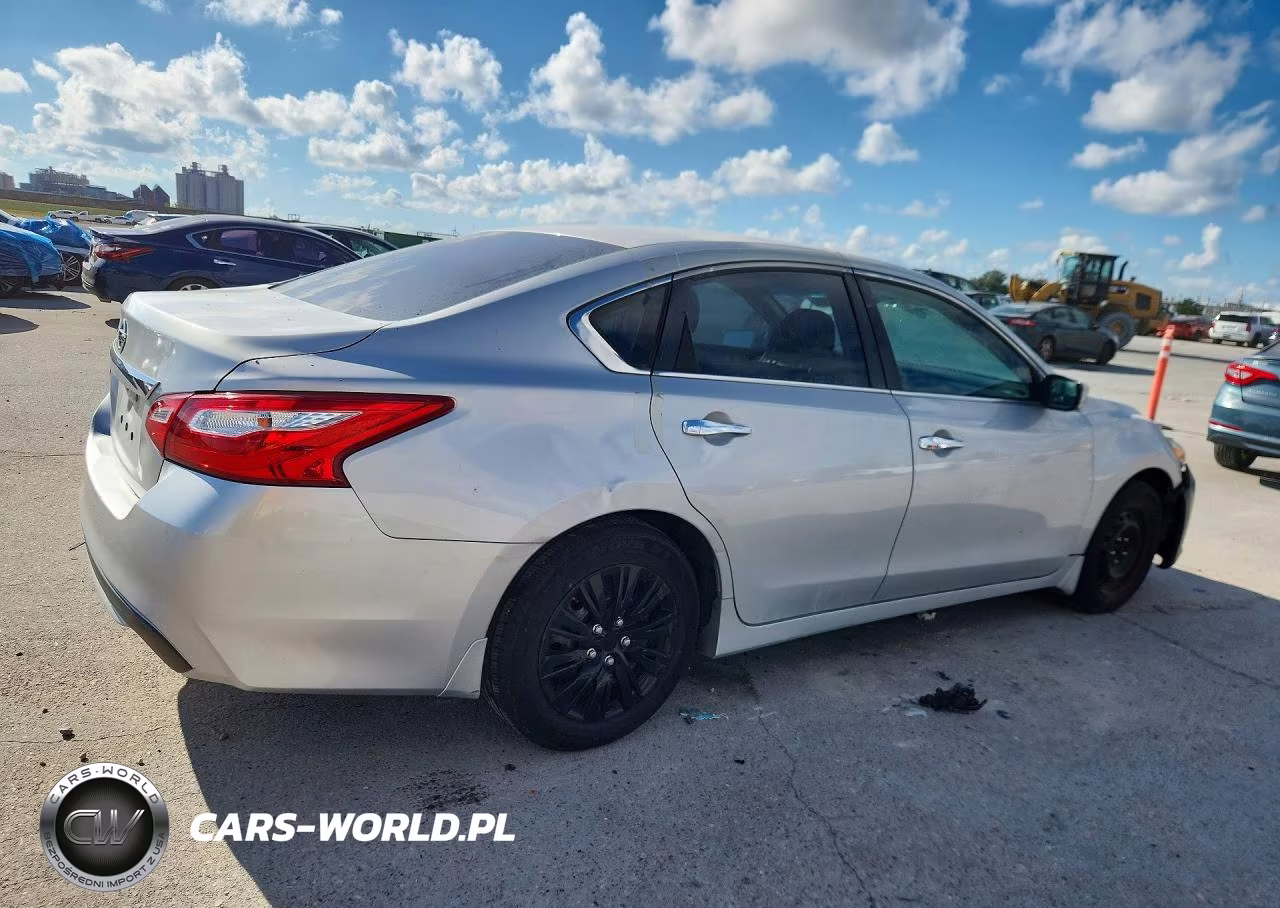 2017 Nissan Altima 2.5 S VIN:1N4AL3AP1HC258357 - 3