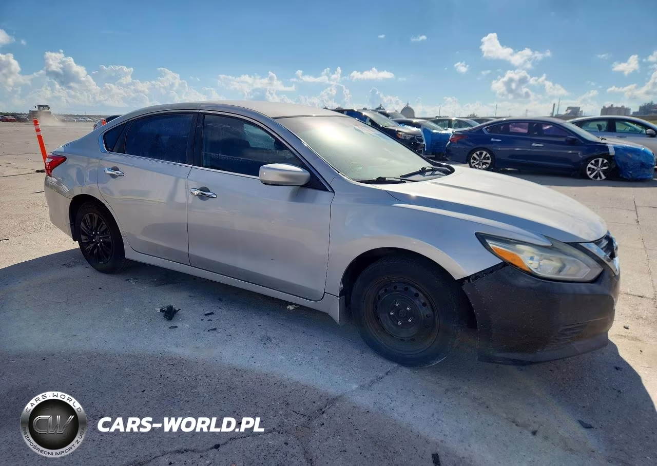 2017 Nissan Altima 2.5 S VIN:1N4AL3AP1HC258357 - 4