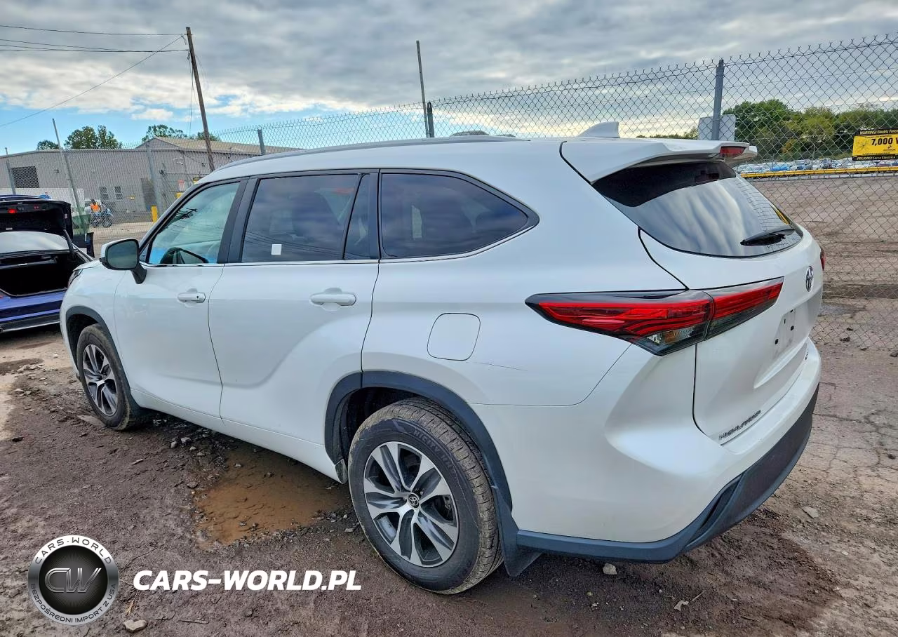 2023 Toyota Highlander Xle VIN:5TDKDRBH1PS015487 - 2