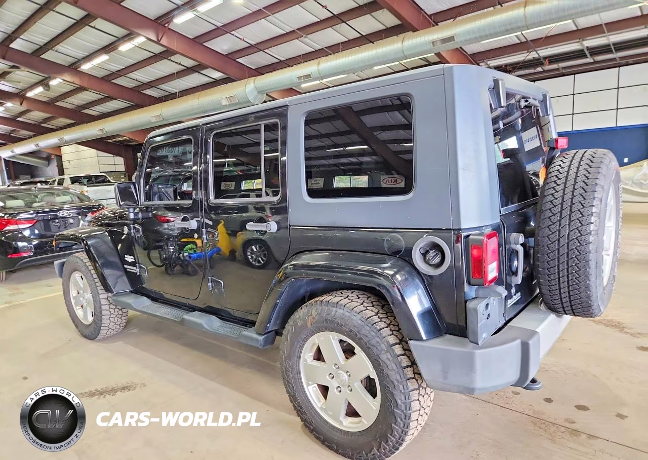 2010 Jeep Wrangler Unlimited Sahara VIN:1J4HA5H19AL157272 - 2