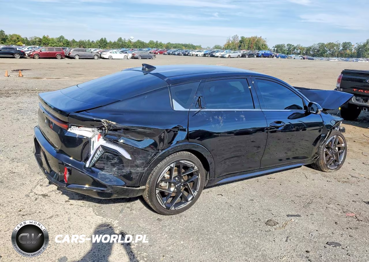 2025 Kia K4 Gt Line VIN:3KPFW4DE9SE049701 - 3