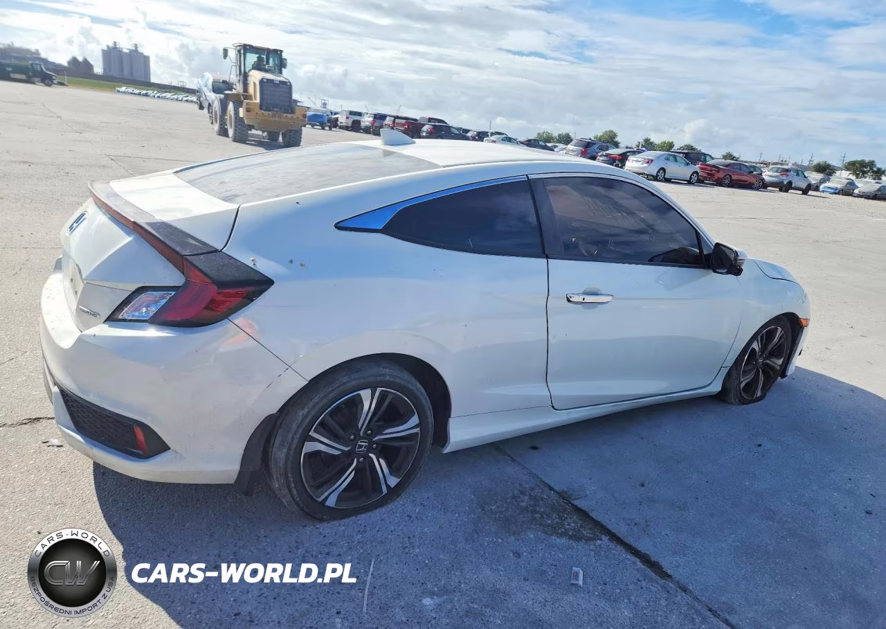 2017 Honda Civic Touring VIN:2HGFC3B96HH357075 - 3