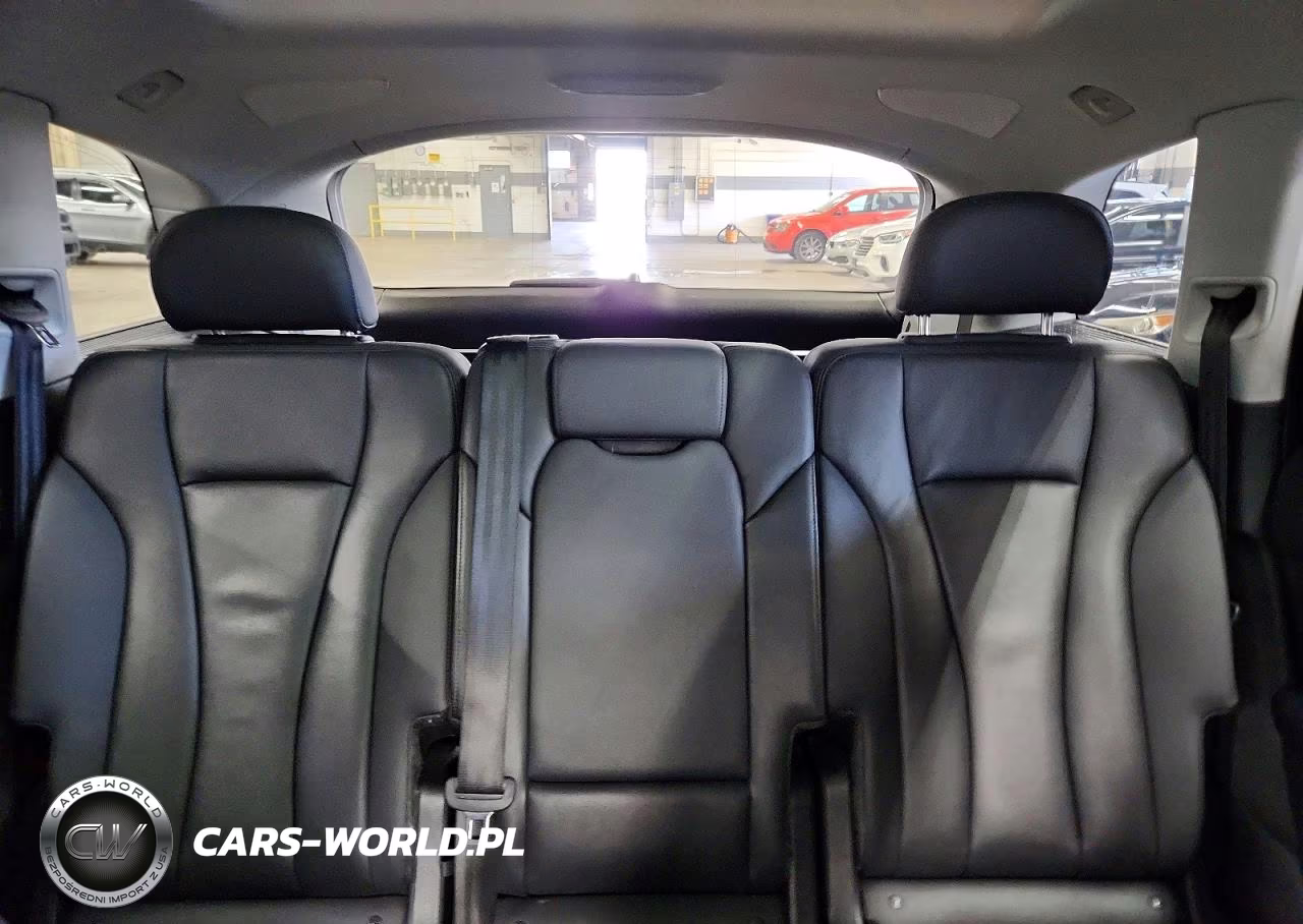 2021 Audi Q7 Premium Plus VIN:WA1LXAF75MD012687 - 10