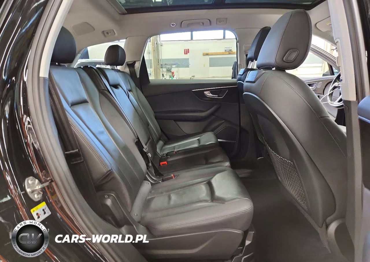 2021 Audi Q7 Premium Plus VIN:WA1LXAF75MD012687 - 11