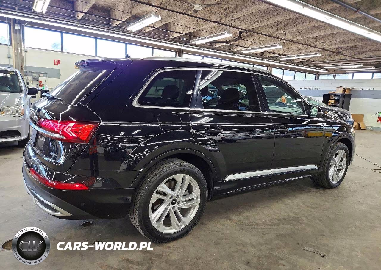 2021 Audi Q7 Premium Plus VIN:WA1LXAF75MD012687 - 3