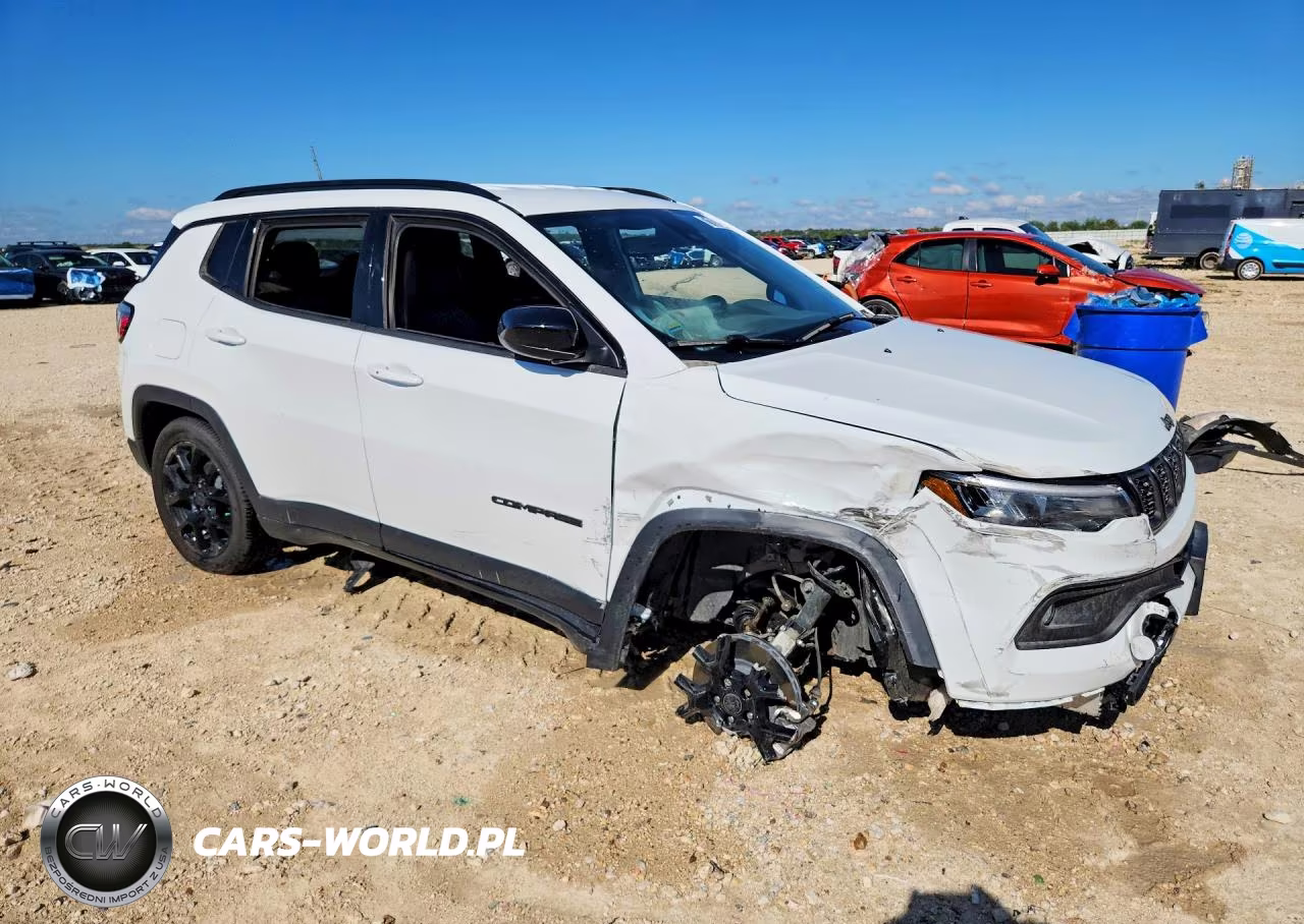 2026 Jeep Compass Latitude VIN:3C4NJDBN0TT216229 - 4