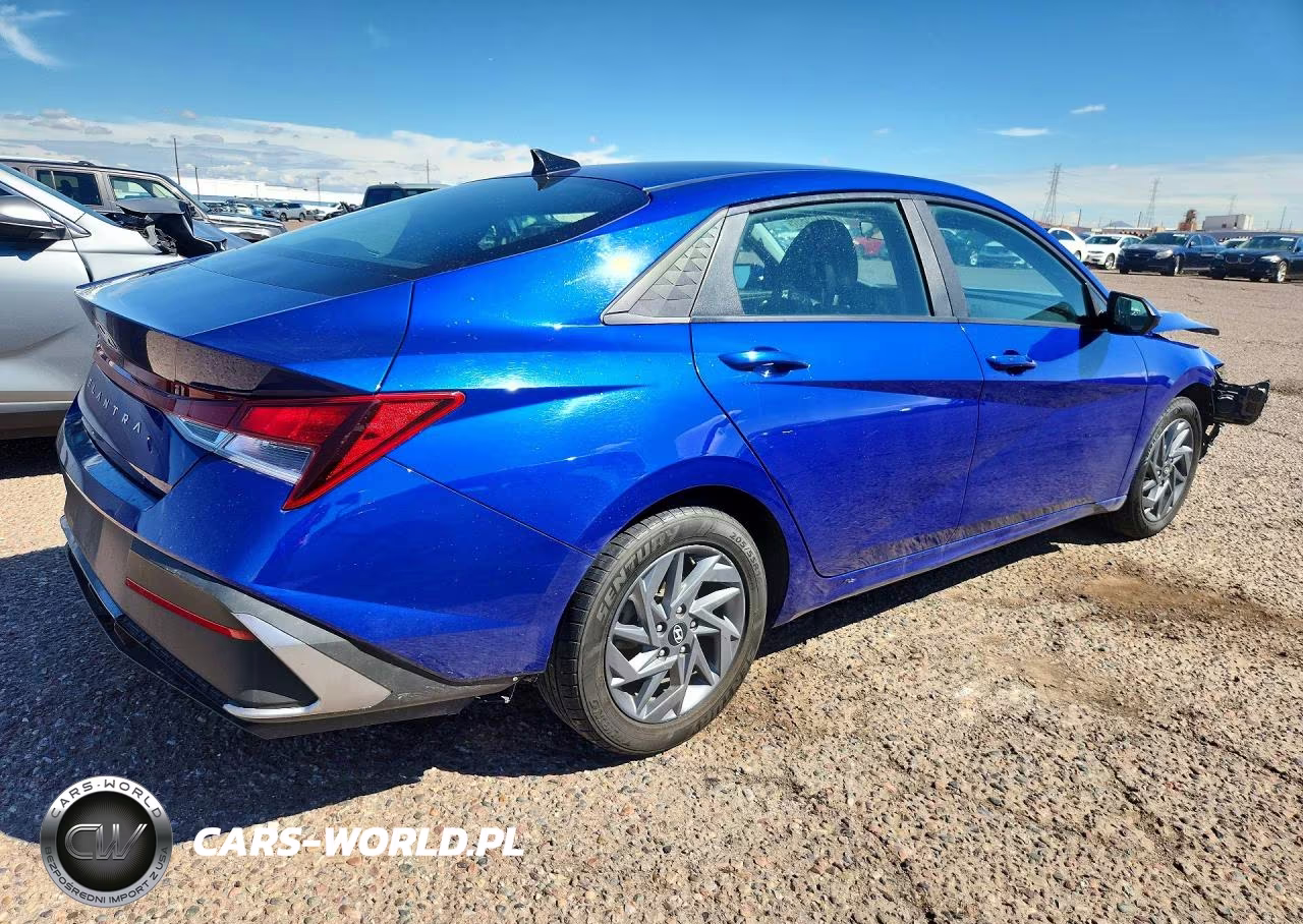 2024 Hyundai Elantra Sel VIN:KMHLM4DG3RU675360 - 3