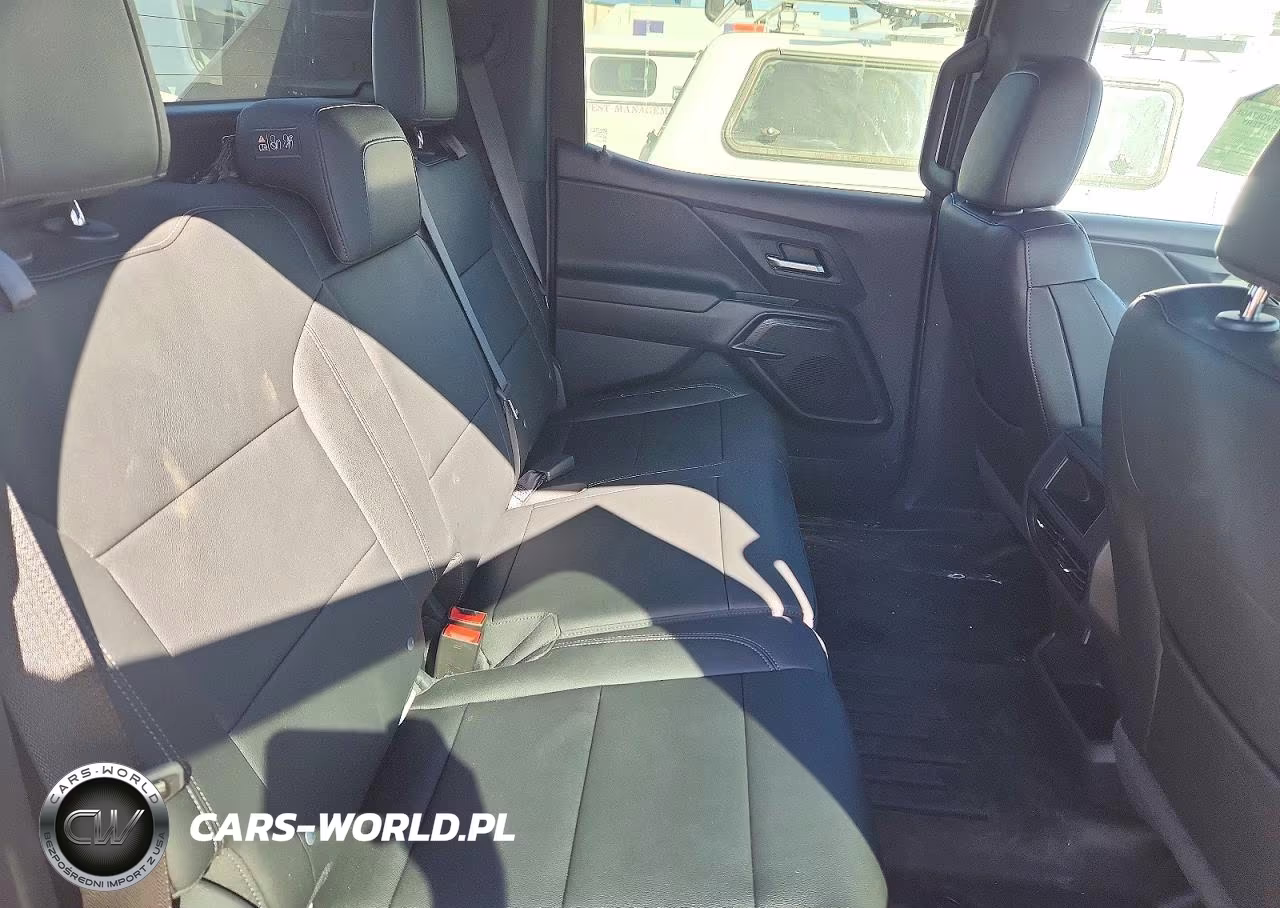 2024 Chevrolet Silverado VIN:1GC10VEL7RU200125 - 10